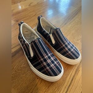 Woman’s Taos Footwear Rubber Sole Slip-On Plaid Canvas